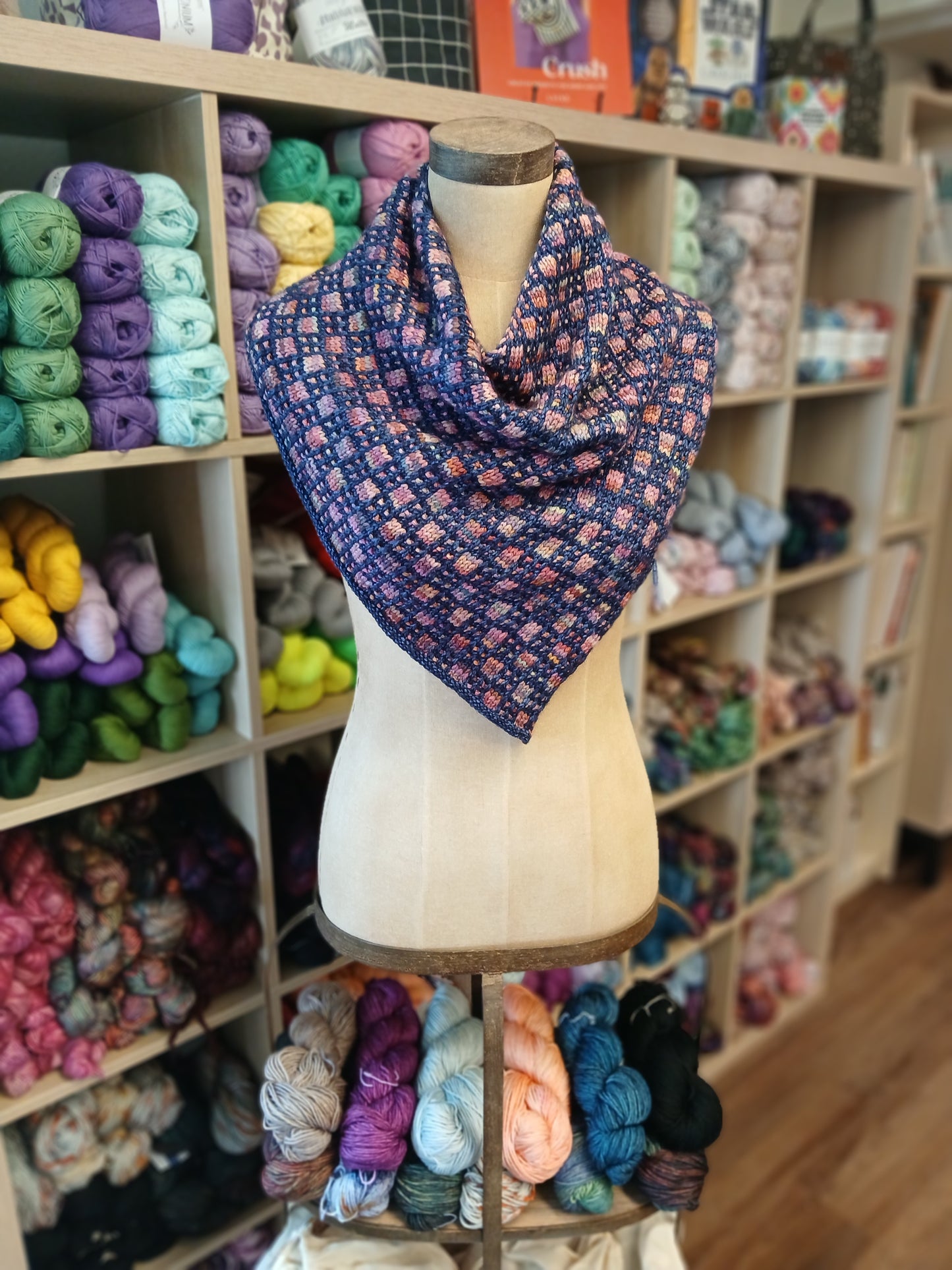 Mosaic Knitting- Murano Squares Bandana With Steph- November 2025