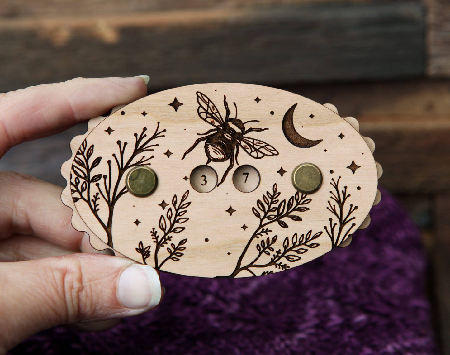 Bee-Themed Cherry Wood Knitting Row Counter