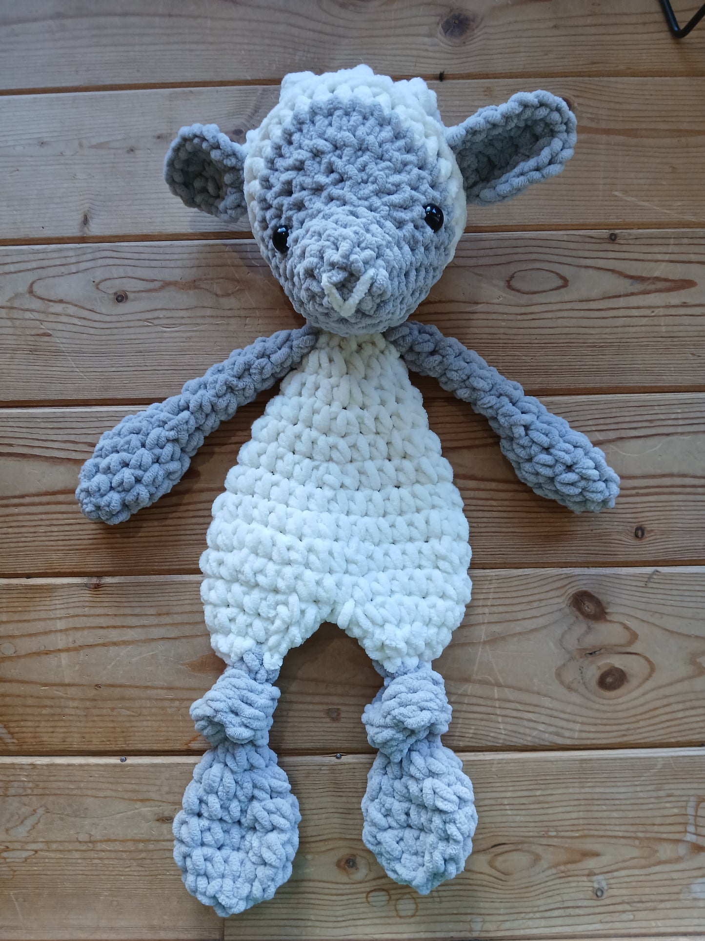 Crochet a Knotted Lovey with Ashlee