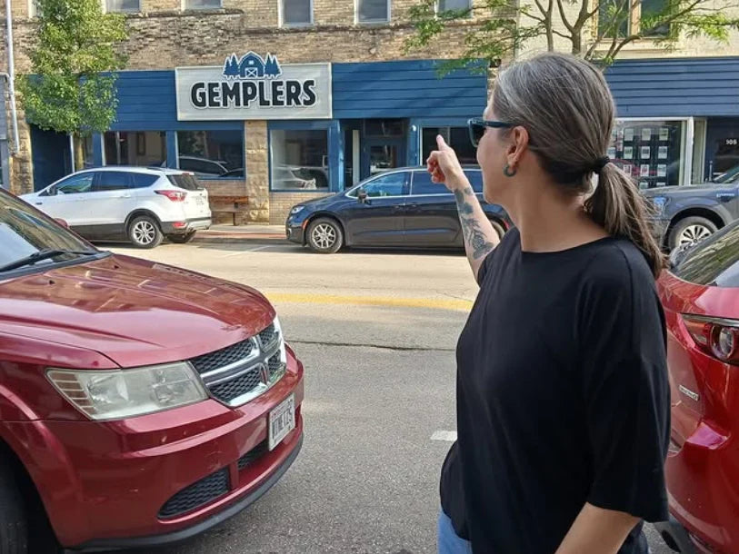 Sugar River Yarns is Moving!