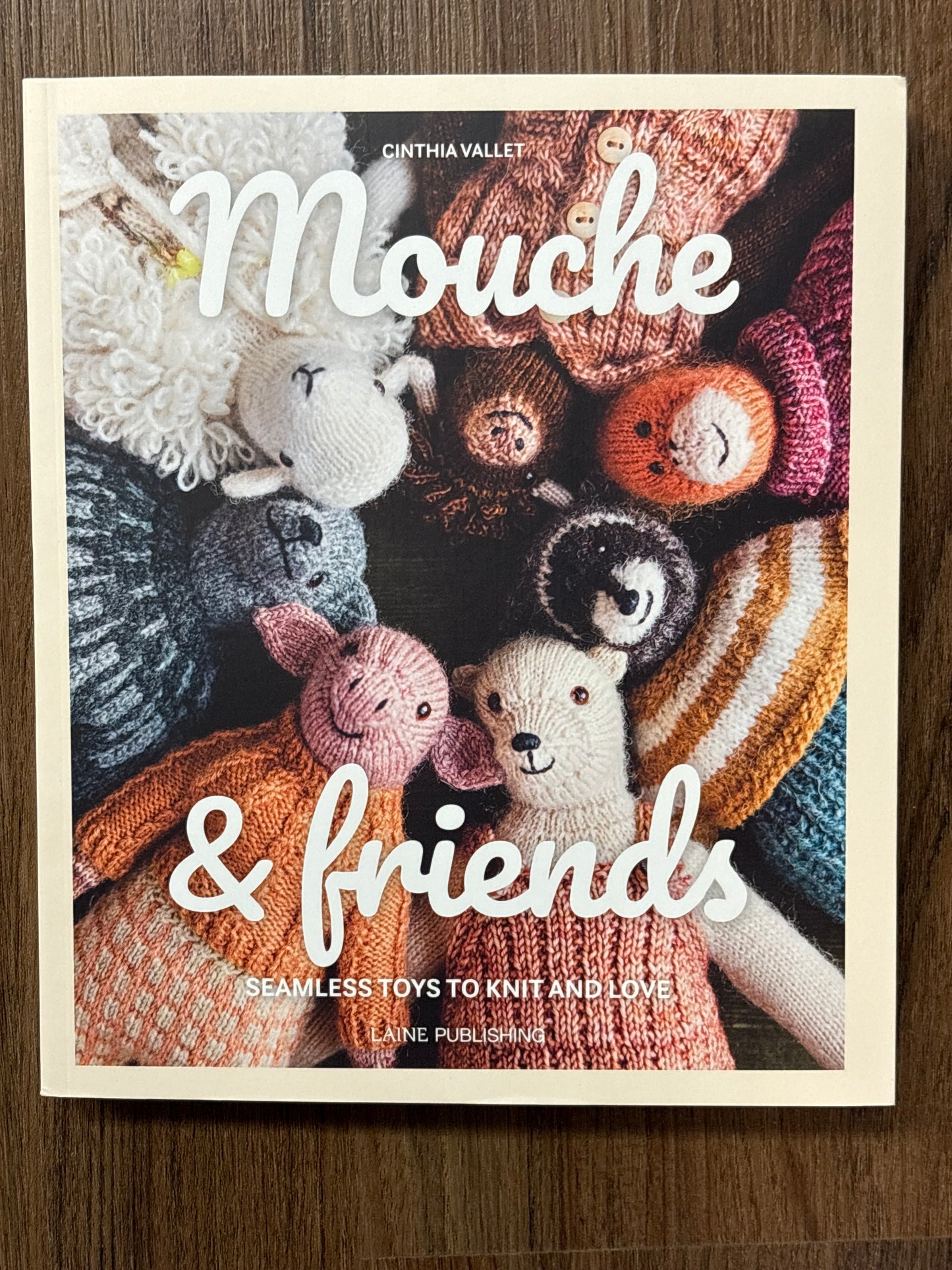 Mouche & Friends