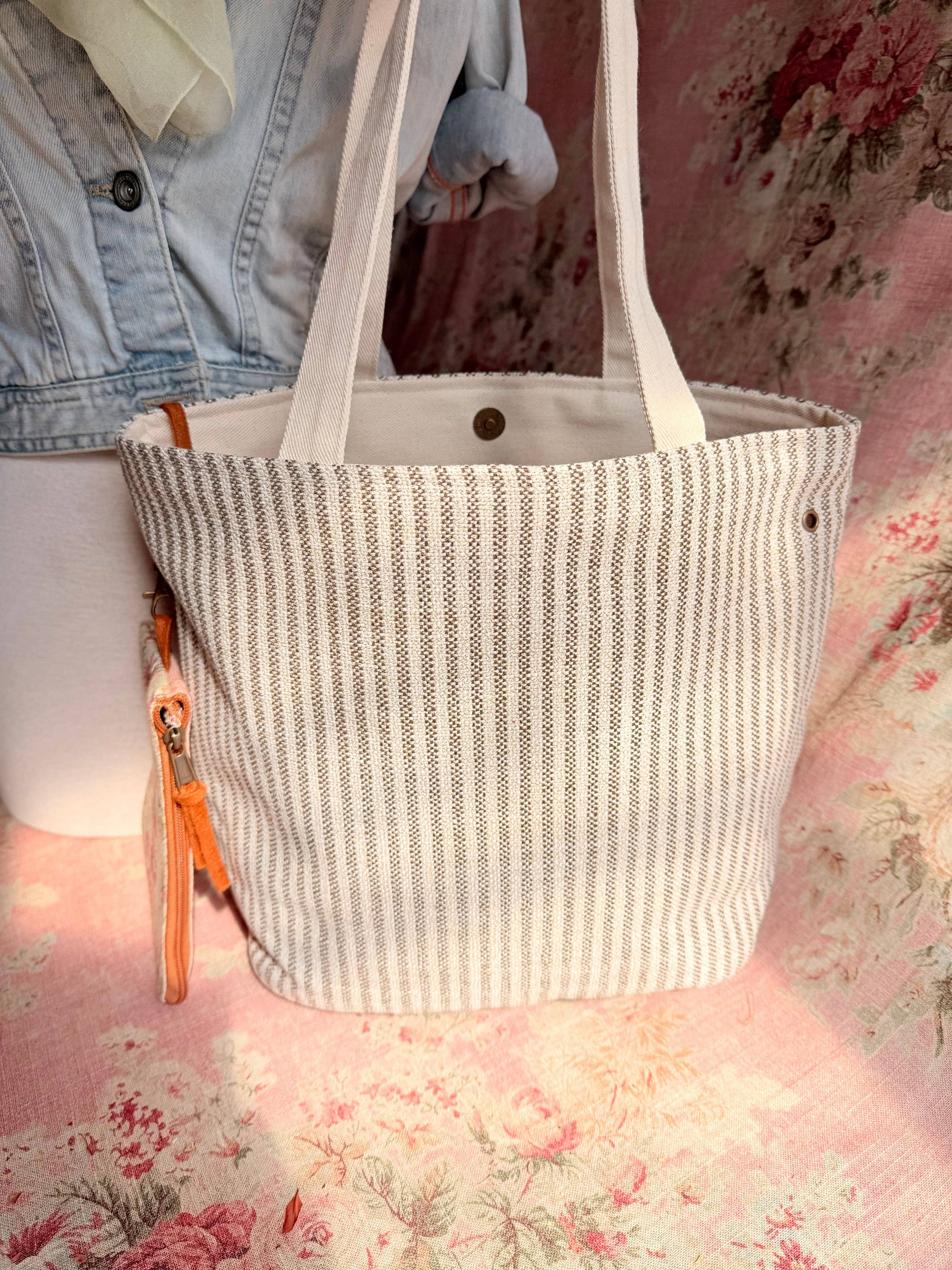 Atenti The Rosewood Project Tote