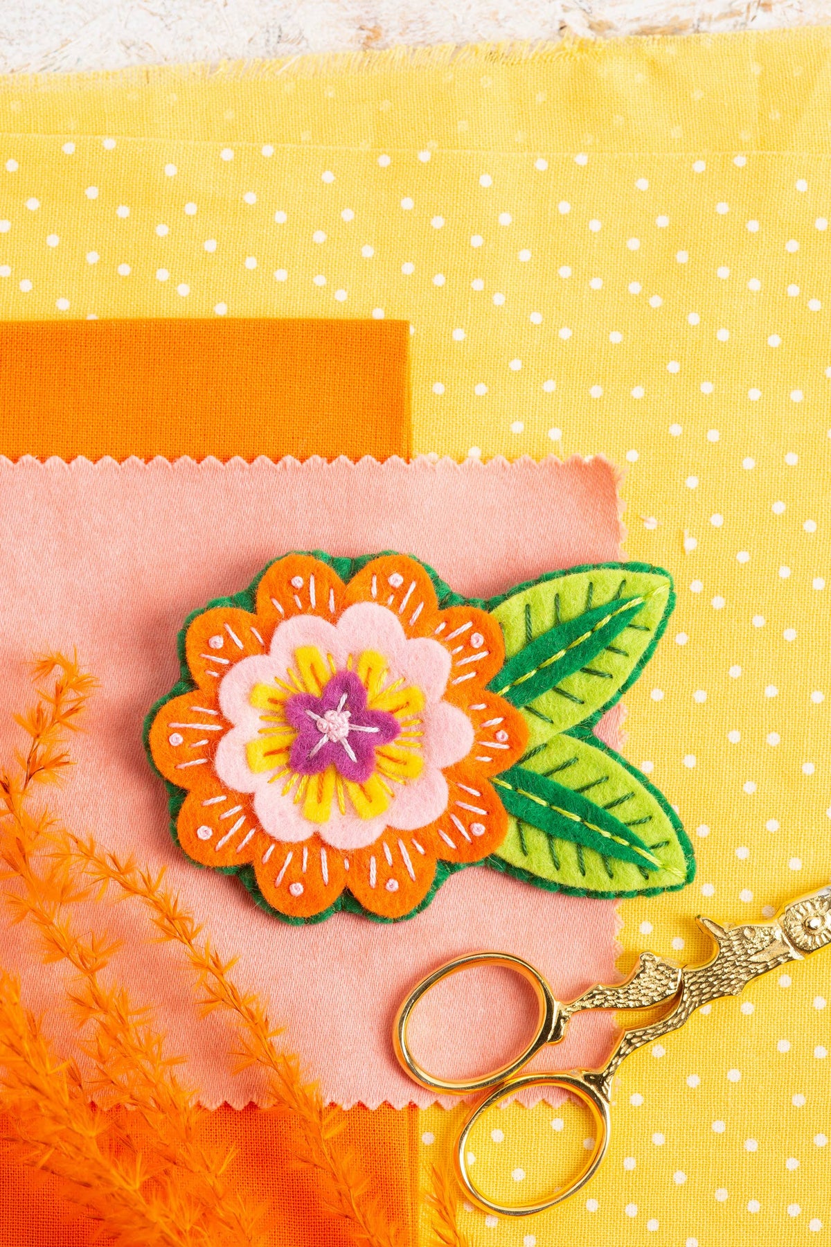 Hawthorn Handmade Felt Craft Brooch Kit | Beginner Craft Kit