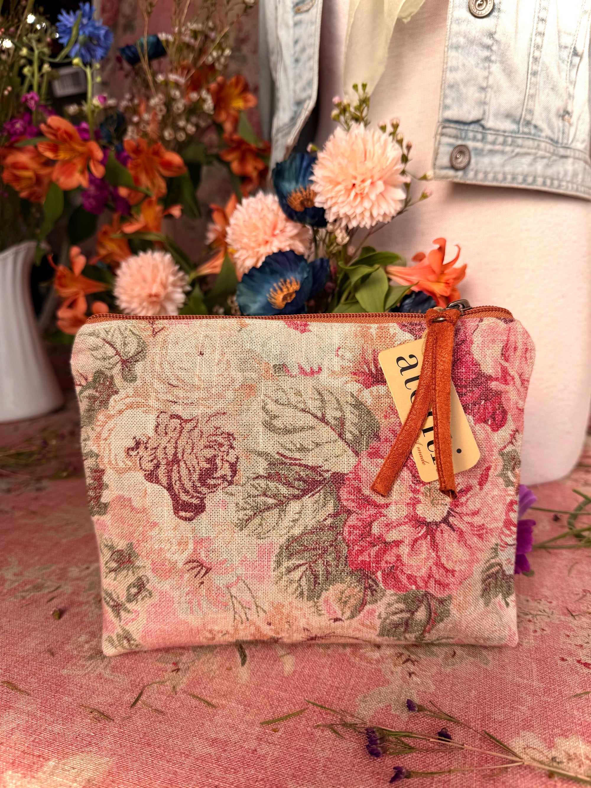 Rosewood Accessories Pouch