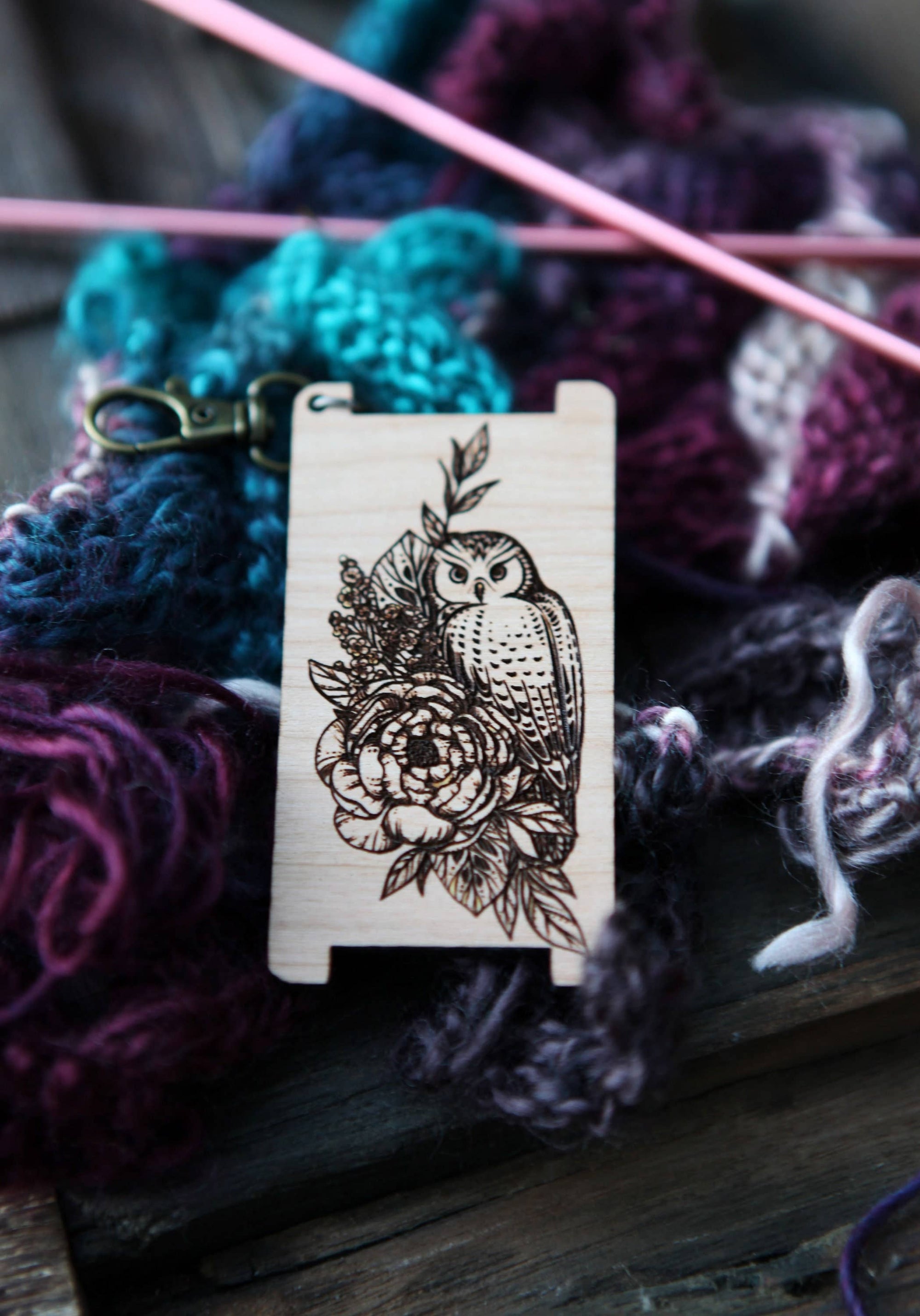 Owl WPI Gauge with Floral Spinners in Cherry Wood