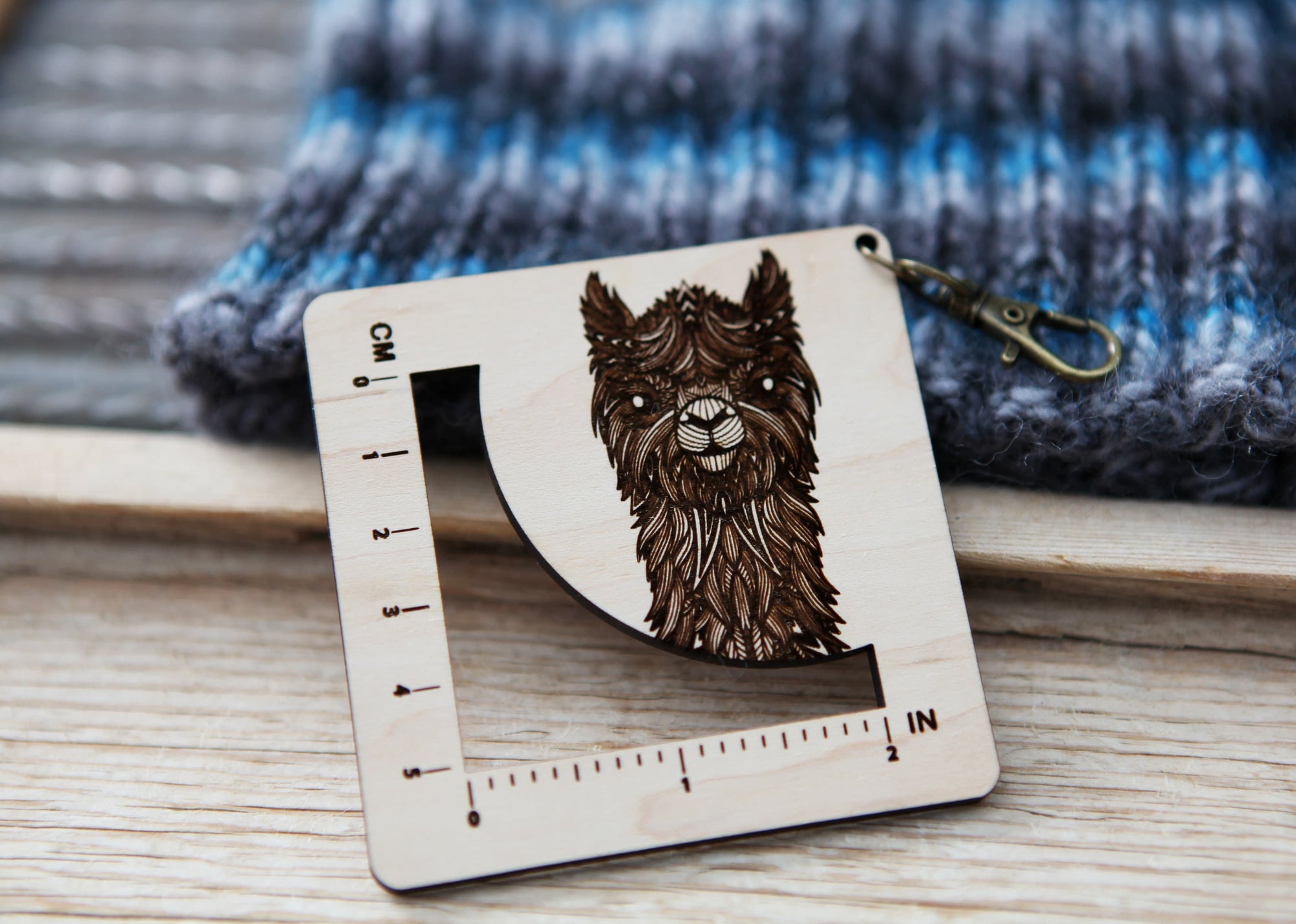 Alpaca Fiber Arts Swatch Ruler, Maple &amp; Bronze Clasp