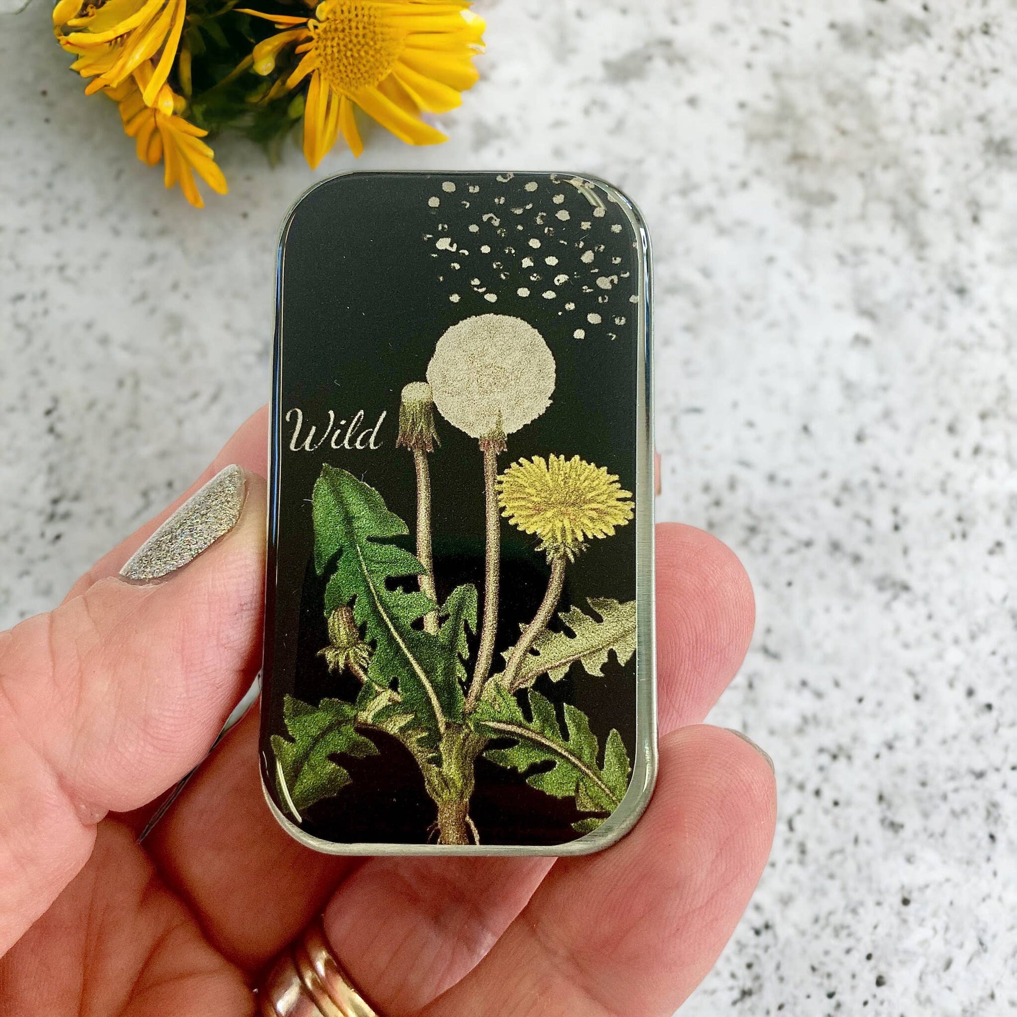 Dandelion Notions Tin