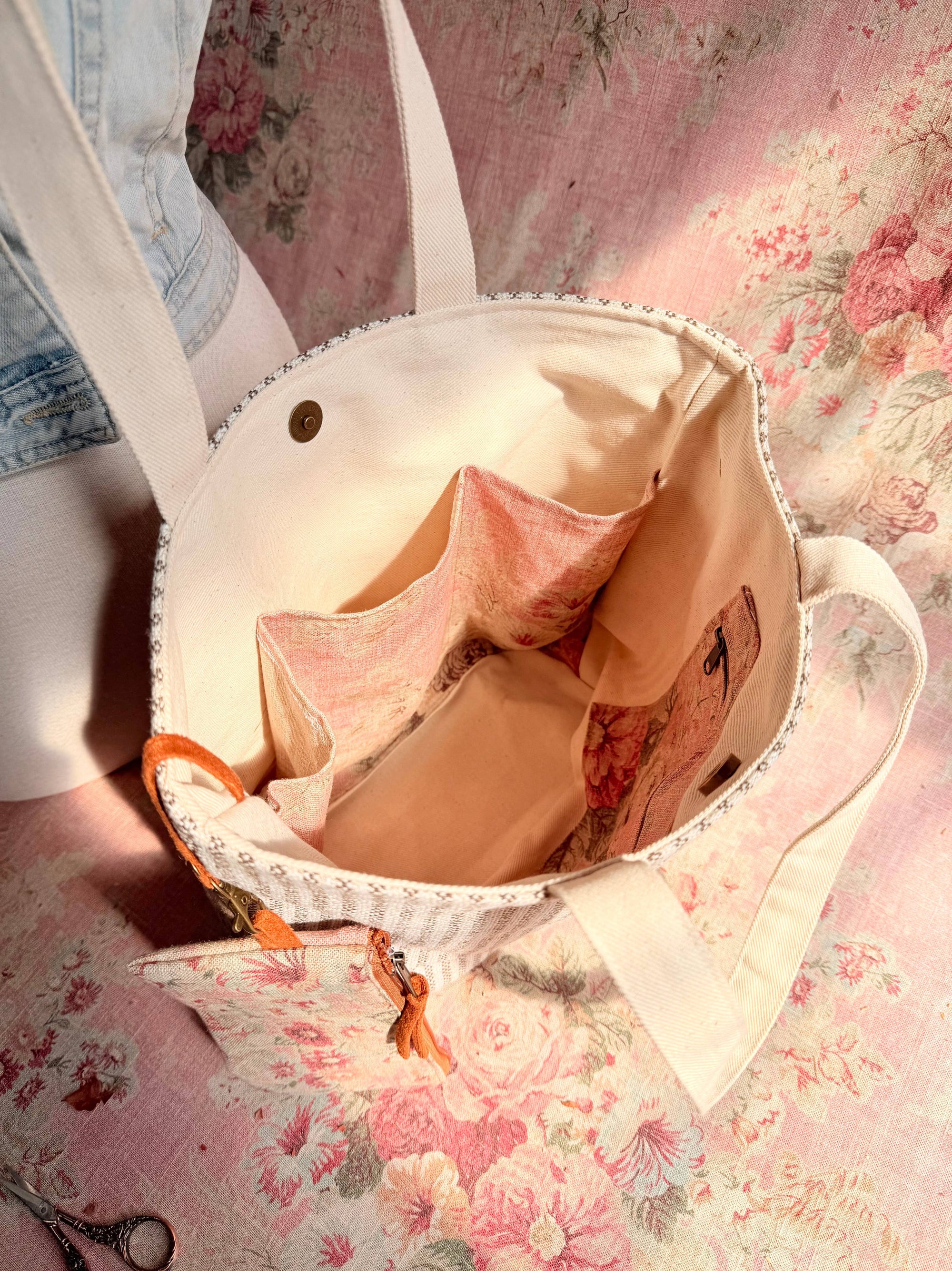 Atenti The Rosewood Project Tote