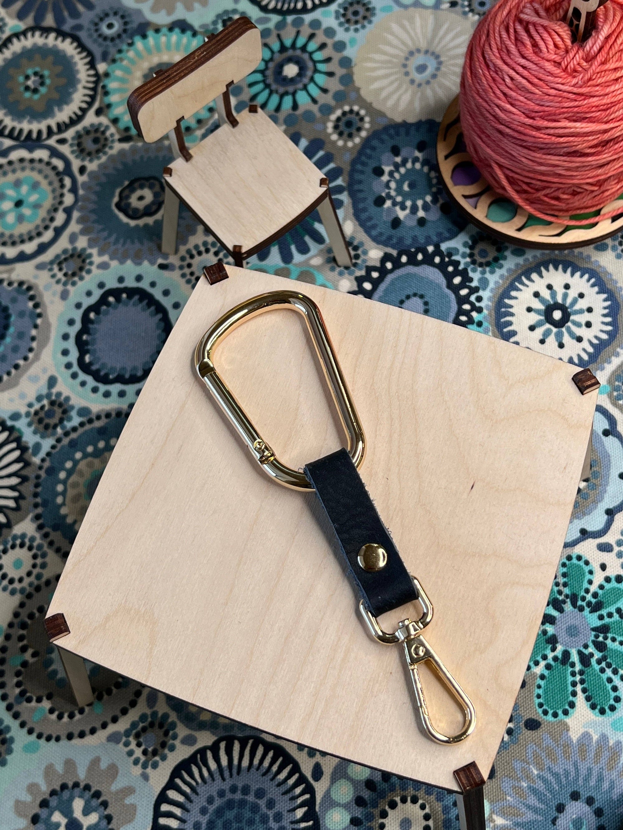 Minder Clip Lemonwood