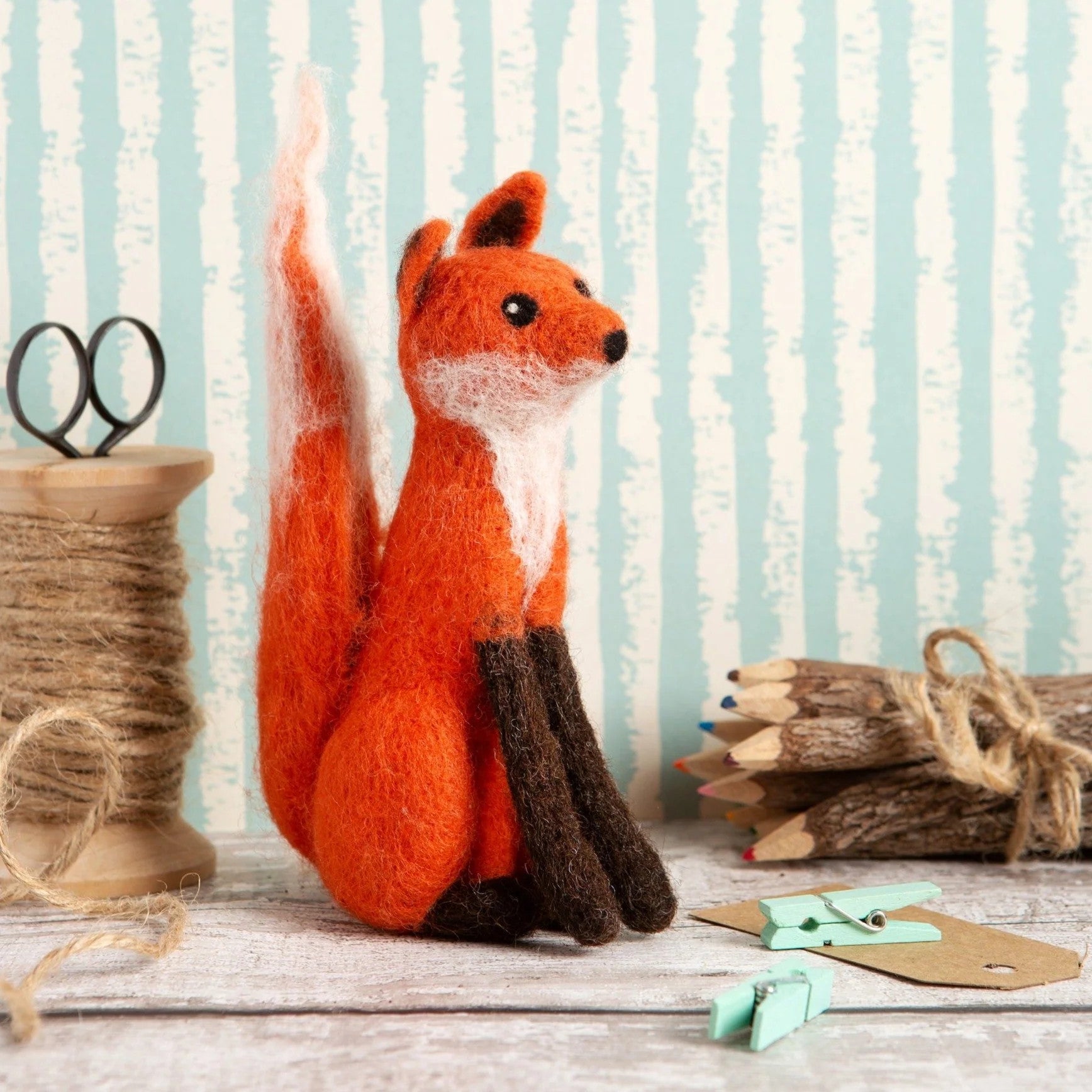 Hawthorn Handmade Needle Felting Kit