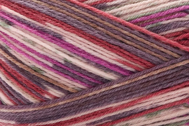 Universal Yarn Saunter